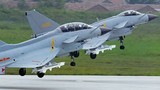 Trung Quốc “huyên hoang” J-10B mạnh hơn F-15J Nhật Bản