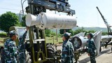 Cận cảnh quá trình lắp ráp tên lửa phòng không SA-2 Việt Nam
