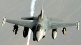 Kinh hoàng sức tấn công của tiêm kích F-16 Mỹ