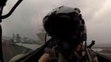 Trải nghiệm cất hạ cánh trên TSB trong buồng lái F/A-18