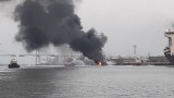 Hải Phòng: Tàu chở dầu bất ngờ bốc cháy tại cảng