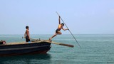 Video: Bộ lạc “người cá” với khả năng nhìn dưới nước “siêu phàm”