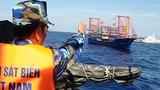 Tàu Trung Quốc ngang nhiên đánh cá trong ngư trường Việt Nam