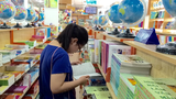 Bộ GD&ĐT: Không được ép học sinh mua sách tham khảo 