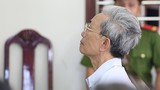 Cụ ông 77 tuổi tuyên bố tự thiêu nếu bị Tòa tuyên dâm ô trẻ em