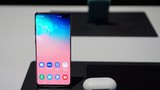 Mua Galaxy S10, bạn không thể thiếu 2 món phụ kiện này