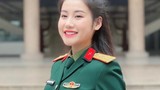 2 nữ quân nhân Việt xinh như hoa hậu