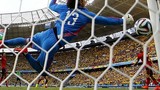 Hậu Brazil - Mexico: Lộ rõ điểm trừ chiến thuật của Selecao