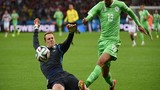 Đức 2 –  1 Algeria: Xe tăng nhọc nhằn vượt dốc