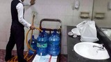 Nước tinh khiết sân bay Tân Sơn Nhất lấy từ… vòi toilet?