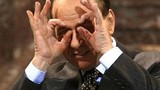 Cuộc đời đào hoa bi hùng của Silvio Berlusconi