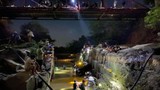 Lâm Đồng: Sông cạn trơ đá, người dân soi đèn bắt cá trong đêm