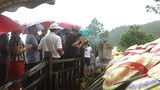Hàng nghìn người đội mưa viếng mộ Đại tướng dịp Quốc khánh