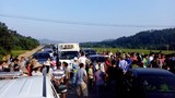Dân chặn cao tốc Nội Bài-Lào Cai tố nhà thầu ăn quỵt