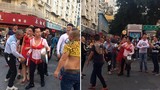Chú rể mặc nội y phụ nữ náo loạn đường phố Trung Quốc