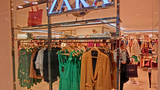 Zara mở cửa hàng ở VN, chị em mua được hàng hiệu bình dân gì?