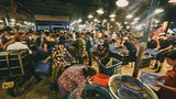 Ảnh ấn tượng: Đêm ở chợ đầu mối lớn nhất Việt Nam
