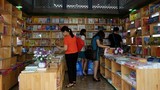 Ảnh: Phố sách đầu tiên ở Hà Nội có gì độc?