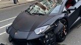 Siêu mãnh thú Lamborghini Aventador vỡ tan vì tai nạn thảm khốc
