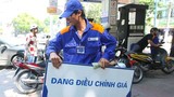 Giá dầu giảm, giá xăng giữ nguyên