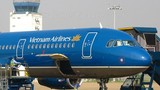 Máy bay Vietnam Airlines bị rách lốp ngay trên trời