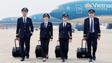 Tăng lương lên 297 triệu/tháng, phi công Vietnam Airlines có "nhảy" sang Vietjet Air?