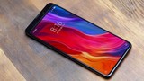 Sếp Xiaomi khoe ảnh "ngã sấp mặt" bất ngờ để lộ Mi MIX 3