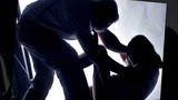 3 ông bố bị bắt vì cưỡng hiếp tập thể cô giáo của con