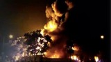 Cháy dữ dội tại khu công nghiệp Nội Bài trong đêm