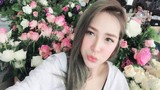 Người mẫu gốc Hoa xinh đẹp cuốn hút trên sân bóng “phủi” Việt