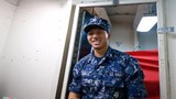Thủy thủ gốc Việt và cuộc sống trên siêu tàu sân bay Mỹ 