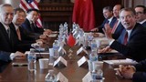 Đoàn đàm phán Trung Quốc tại Washington khổ sở vì biểu tình