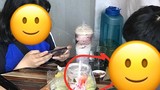 Cặp đôi mang mắm ruốc vào quán cafe gây tranh cãi gay gắt