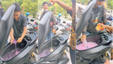 Pha đồ uống trong cốp xe máy, nhóm thanh niên gây tranh cãi
