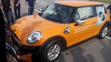 Hà Nội: Lái thử xe sang, khách đâm “bẹp đầu” Mini Cooper