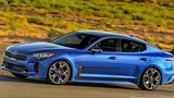 Kia Stinger 2018 "chốt giá" 721 triệu rẻ hơn BMW 4-Series