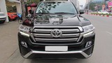 “Soi” Toyota Land Cruiser cũ giá hơn 5 tỷ đồng ở Hà Nội 