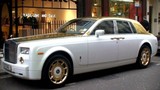 Tận mắt Rolls-Royce Phantom bọc vàng khối giá 170 tỷ