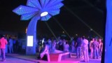 Dubai chơi trội với cây cọ phát wifi toàn bãi biển