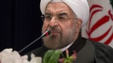 Tổng thống Iran bị ném giày vì điện đàm với Obama?
