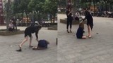 Video: Vợ đánh dã man bồ nhí của chồng giữa phố đông