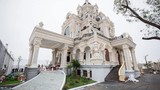 Cận cảnh lâu đài nguy nga ở Nam Định bị rao bán 599 tỷ