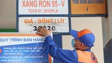 Giá xăng Việt Nam đang ở đâu so với thế giới?