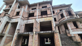 Tiếc nuối những căn biệt thự bị bỏ hoang đến rêu mốc ở Hà Nội