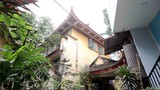 Có gì trong “Dinh thự Bảo Đại” trăm tuổi bị lãng quên ở Hà Nội? 
