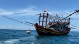 2 tàu cá bị chìm, 3 thuyền viên mất tích trên vùng biển Quảng Bình
