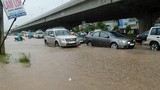 Hà Nội tiếp tục mưa lớn, nhiều phố ngập nặng