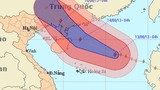 “Siêu bão” cấp 16 đang hoành hành trên biển Đông