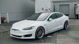 Siêu xe điện Tesla Model S 3 tỷ độ mâm “hàng khủng”