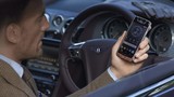 Ngắm điện thoại Vertu Signature Touch dành riêng cho chủ xe Bentley 